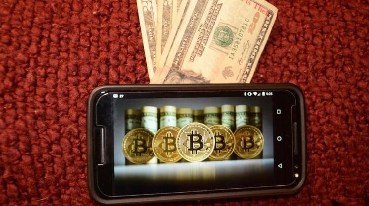 how to earn money from bitcoin